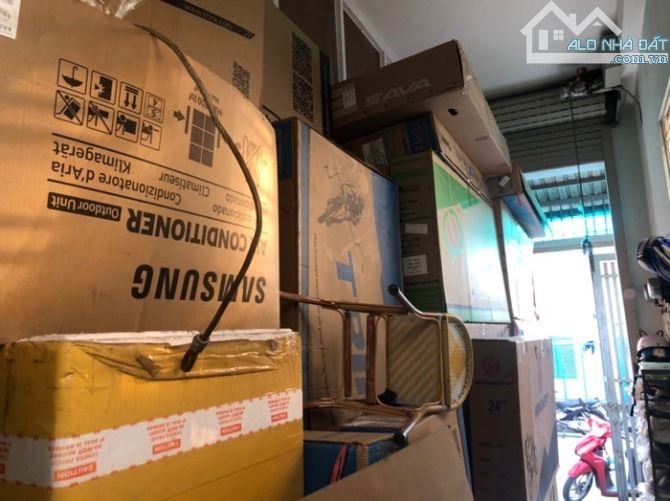 CHDV 4 tầng đường TTN20 phường TTN Q12, dt 110,4m2 (9,8mx15,9m) Đường 6m DÒNG TIỀN 20TR/TH