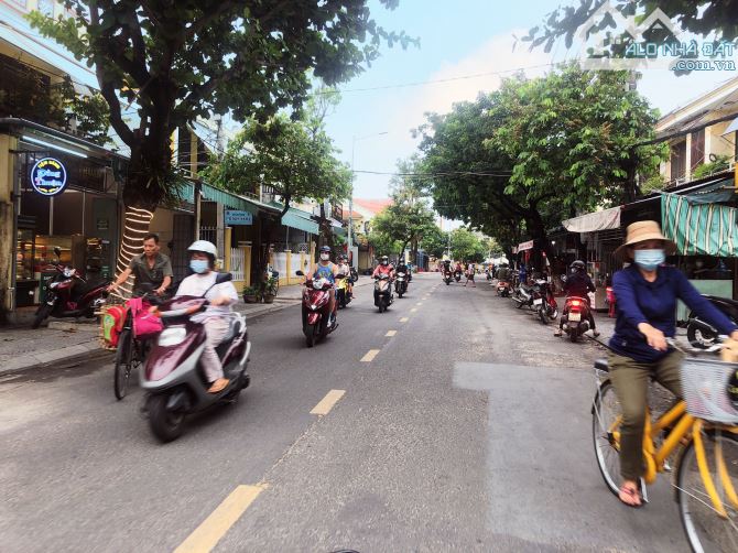 Hàng Hiếm: Ngay Trung Tâm Phố Kiệt Trần Hưng Đạo - Hội An - Oto vào đến tận ngõ (MS442)