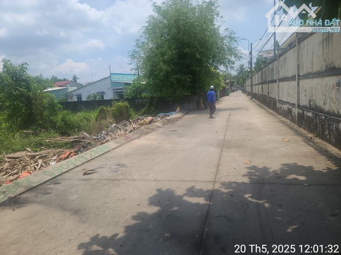 Bán đất đường D1 P Long Phước Tp Thủ Đức