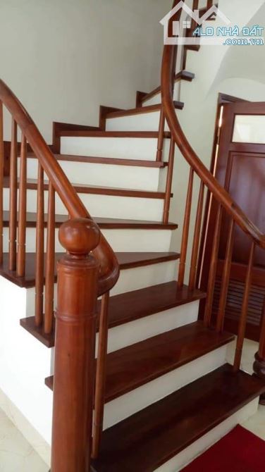 LÔ GÓC  ĐẠI MỖ 41M² x 4 TẦNG  5 PHÒNG NGỦ  FULL NỘI THẤT CAO CẤP  NHÀ MỚI Ở NGAY.