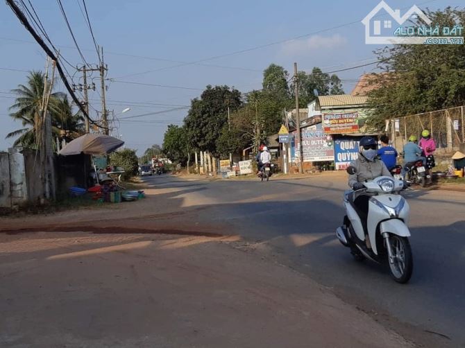 cần bán gấp lô đất mặt tiền đường Nguyễn Thị Lấm, Phước Thạnh, 443m2