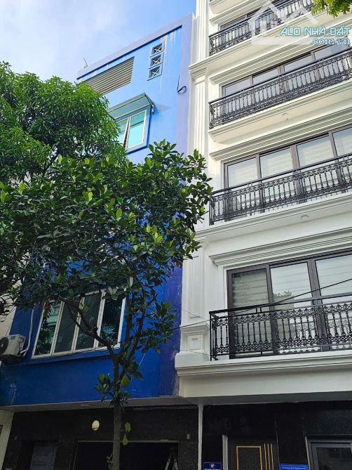 Bán Nhà Đẹp 50m2- 5T- Đất Dịch Vụ Văn La- KĐT Văn Phú- đường 2 ô tô tránh- Nhỉnh 15 tỷ