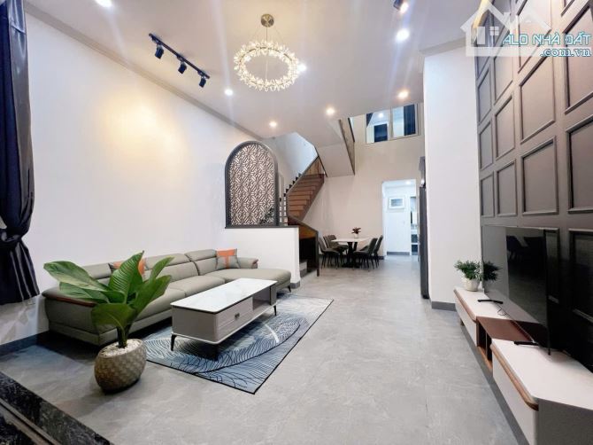 ✨ NHÀ 3 MÊ LỆCH HIỆN ĐẠI – HẺM CẤP 1 ĐỖ XUÂN HỢP THÔNG ĐỒNG KHỞI – TÂN LỢI
