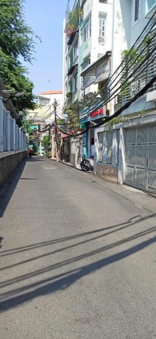 CHDV 7 phòng gần 100m2, Ngang 7m, hẻm Oto tránh Lê Văn Sỹ Q3