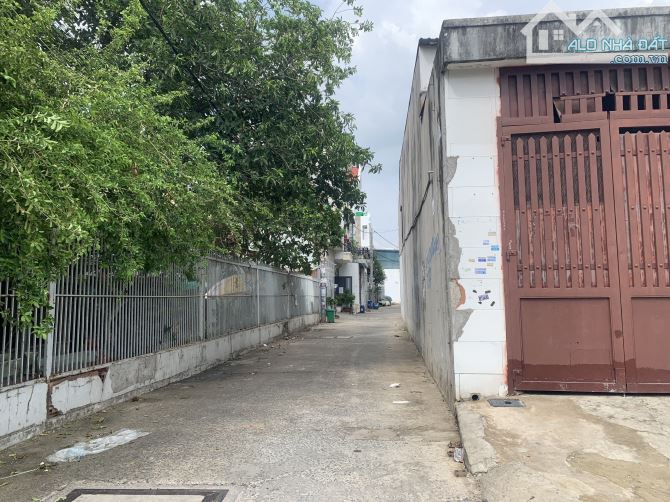 Nhà trọ 5x20 cn 102m2 sát MT Nguyễn Thị Búp - Nguyễn Ảnh Thủ 4,9 tỷ