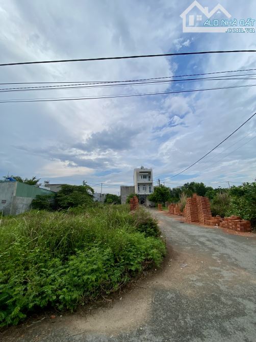 BÁN LÔ ĐẤT 154M² GIÁ 10 TỶ - NGANG 11M - ĐƯỜNG 8M - GẦN VIN QUẬN 9, NGUYỄN XIỂN