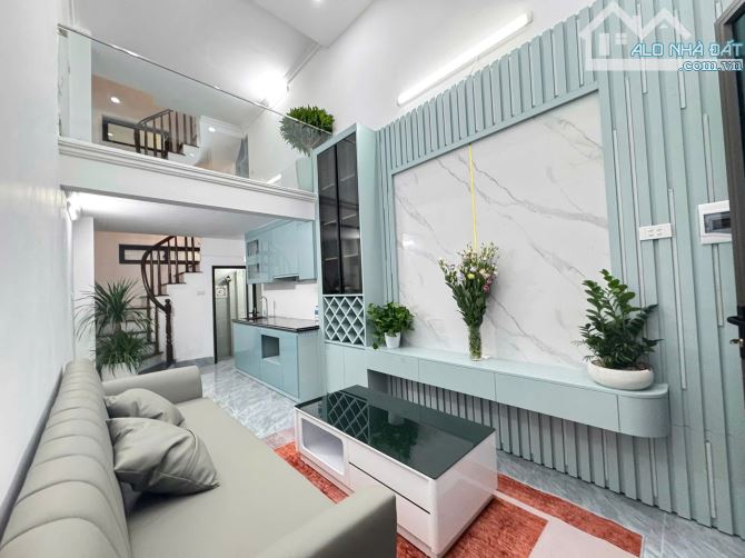 Bán nhà riêng Kim Giang 30m, 5 tầng chỉ việc xác vali về ở