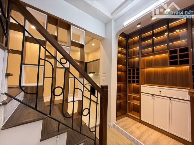 Cần bán nhà phố Lương yên 44m2 4tầng  3,2m mặt tiền