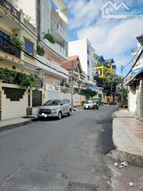 ĐẤT 200M2, 11X18M KHU BIỆT THỰ CƯ XÁ LÊ ĐẠI HÀNH, QUẬN 11