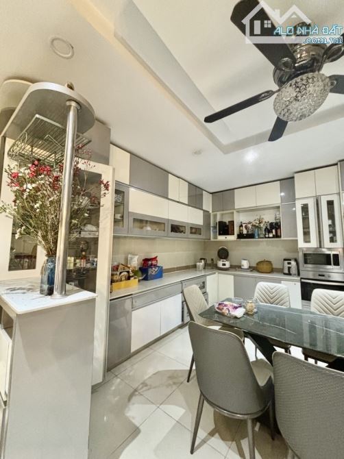 8❌20m, BÁN VILLA 5 TẦNG, HXT, NGUYỄN VĂN KHỐI, P8 GÒ VẤP, NHỈNH 14 TỶ
