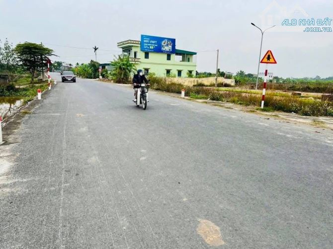 Bán lô đất tái định cư tại Đình Phùng, Kiến Xương ,trục huyện buôn bán kd