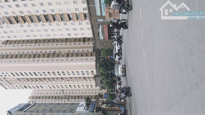 Bán Nhà 5 tầng - 50m² Tại Nguyễn Chánh: Vị trí Vàng, Tiện Ích Vây Quanh.