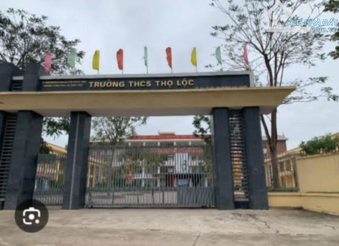 cần bán 117 m khu đấu giá Đồng Phươm Thọ Lộc mặt dg đôi