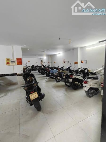 BÁN  nhà đẹp Vương thừa Vũ, 90m, 7 tầng, 24.8 tỷ