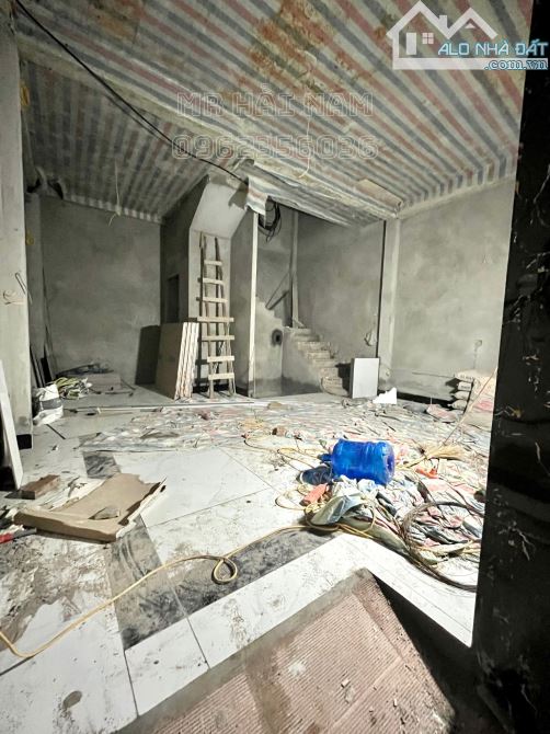 Bán Nhà Trần Khát Chân DT 45m2 6 Tầng Thang Máy - Oto Đỗ Cửa Giá Néttt  11.2 Tỷ