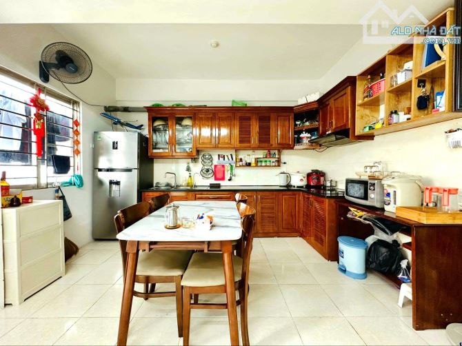 Giá Tốt. Cần Bán Chung Cư Nguyễn Văn Cừ, Long Biên 72m2, chỉ 4,76 tỷ