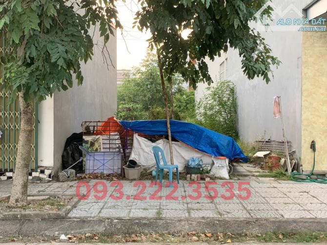 Đất dịch vụ Yên Mỹ – View hồ – Gần KĐT Điện Nước Vị trí đắt giá – Tiện ích bủa vây – Diện