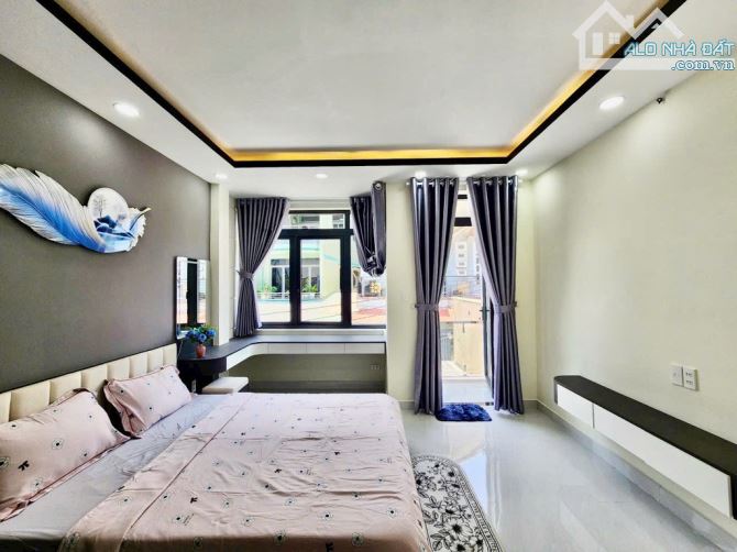BÁN NHÀ ĐẸP GẦN HUỲNH TẤN PHÁT + NGUYỄN THỊ THẬP - 4X17 - 3 TẦNG 4PN - NHỈNH 7 TỶ - 11
