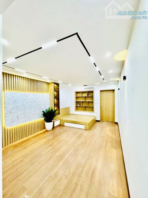3 CĂN TẬP THỂ TÂN MAI – Ô TÔ ĐẸP THOÁNG – 80M – TẦNG 2 – GIÁ 3,68 TỶ - 1