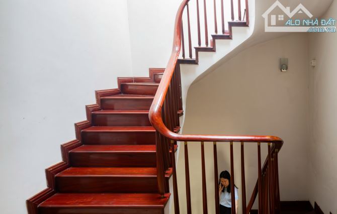 BIỆT THỰ MỸ ĐÌNH, OTO VÀO NHÀ - 185M2 GIÁ CHỈ 40 TỶ - RẺ NHẤT KHU VỰC - 2
