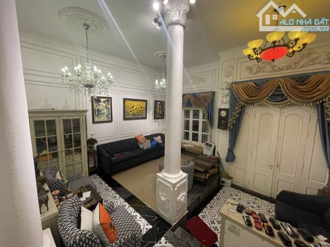 CB Nhà Phố Ao Sen Phân Lô - Ô Tô - Kinh Doanh, Nội Thất đẹp DT 55m2 X 4T, MT 6m Giá 18 tỷ - 1