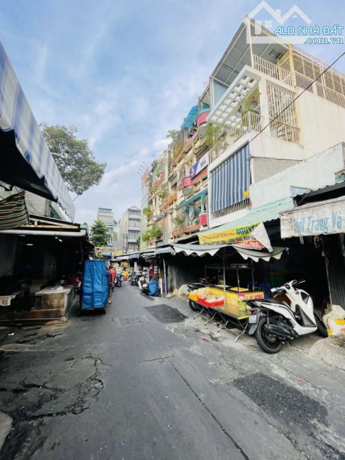 Gấp bán nhà Sài Gòn, kề Mt Đinh Tiên Hoàng, chợ Đakao, dt 140m2 giá 27 tỷ. - 1