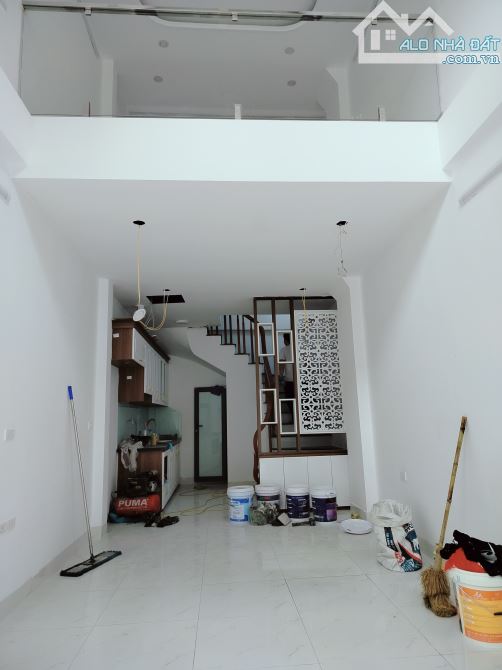 Bán nhà mặt ngõ thông, kinh doanh, ô tô tránh chỉ 6 tỷ - 1