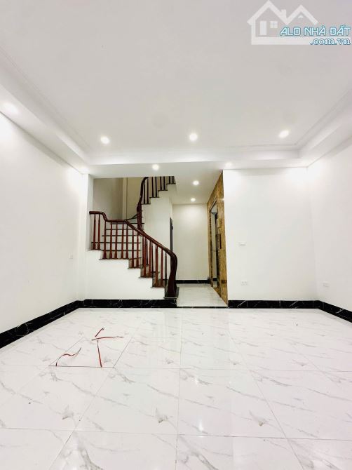 Bán Nhà 6 Tầng 43m2 Mới Xây, Mặt Tiền Rộng, Trung Tâm Giang Biên, VF3 Đỗ Cửa, Giá 8,48 Tỷ - 1