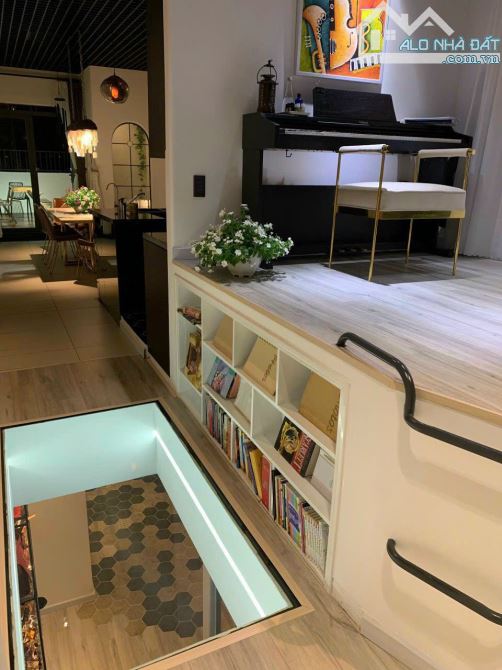 Bán Nhà Đường Trần Quốc Thảo - Kỳ Đồng. Quận 3 ( 8,2x31m) Hầm 7 Tầng. có HĐ Thuê 200 tháng - 1