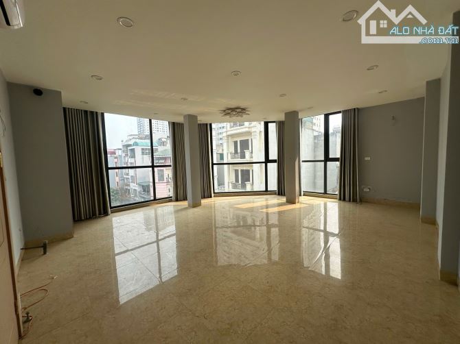Cho thuê văn phòng tại Ngô Thì Nhậm, Hà Đông, lô góc đẹp, giá rẻ - 1