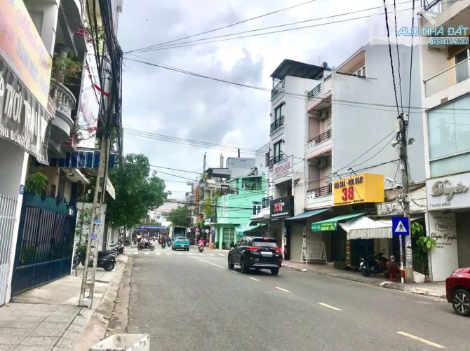 Bán nhà mặt tiền đường Phù Đổng khu bàn cờ giá 15 tỉ - 1