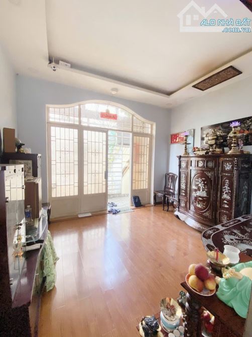 Mặt tiền giáp Quận 5 DT 144m2 4 tầng siêu rẻ, kế Chợ Rẫy, DHYD - 1