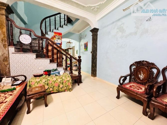 DIỆN TÍCH 70m - HAI MẶT THOÁNG VĨNH VIỄN TRƯỚC VÀ SAU - CÁCH Ô TÔ VÀI CHỤC MÉT - 1