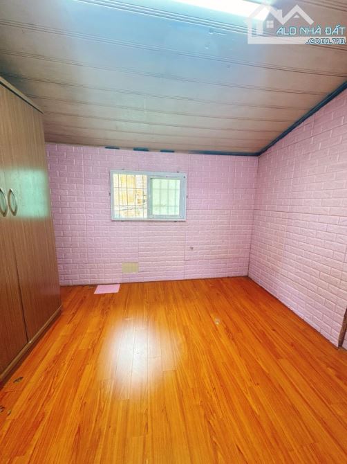 Bán căn tập thể Thành Công - tầng 2 - 90m2 - 3 ngủ về ở ngay - 1