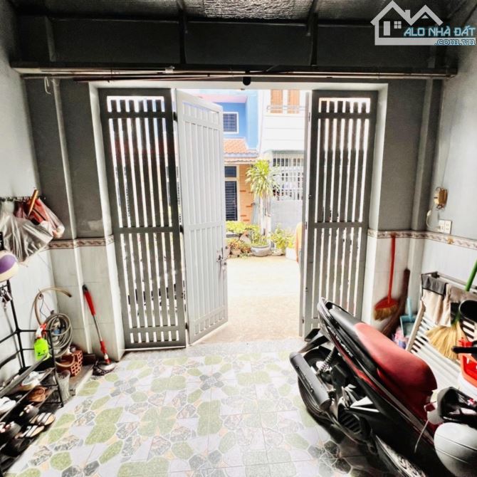 Bán nhà hẻm ô tô, phường 14 gò vấp, 4x15m, 3 phòng ngủ, nhỉnh 5 Tỷ - 1