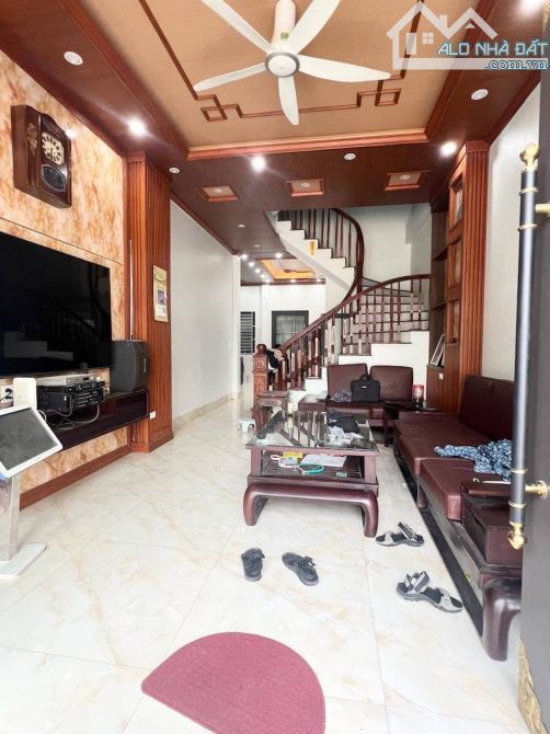 MỞ SPA, VĂN PHÒNG, SHOWROOM TRUNG TÂM CẦU GIẤY – NHÀ PHỐ NGUYỄN KHẢ TRẠC 5 TẦNG 17.2 TỶ - 1
