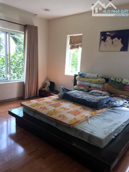Biệt Thự MT Đường 19A, Khu Tên Lửa, 10x19 , 1 Trệt 1 Lầu , Gía 24 Tỷ , Lh : Kim Hữu - 1