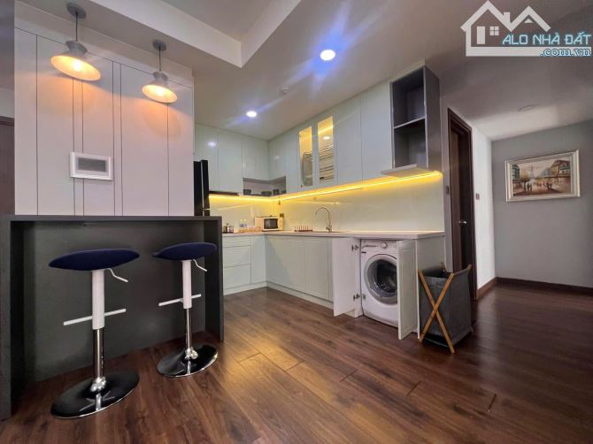 Chung cư Sky center ,P2,Tân Bình: 107m2,3p ngủ,2wc,NTCC,21tr - 1