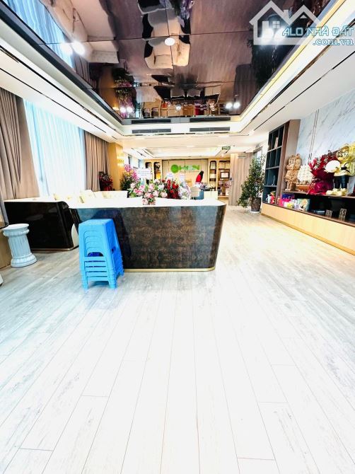 BÁN TOÀ VĂN PHÒNG HẠNG A NGUYỄN XIỂN 120m2 - 9T THANG MÁY - 98.5 TỶ - LÔ GÓC - KINH DOANH - 1