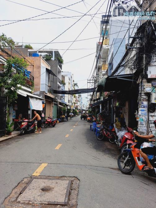 Bán Gấp nhà mặt tiền Đ số 11 BHH nhựa 8m thông 72m2,2 Tầng Nhỉnh 3 tỷ - 1