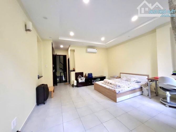 Siêu VIP Nhà Cách Mạng Tháng 8 P7 Q.Tân Bình DT:5x25m 4Tầng HĐT:90tr Giá:29 Tỷ - 1