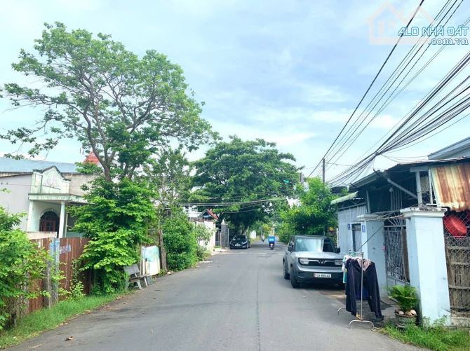 Bán gấp DT: 9x56 Giá 4.9 tỷ. Đường Trần Chánh Chiếu, Phường Long Toàn, Thành phố Bà Rịa - 1