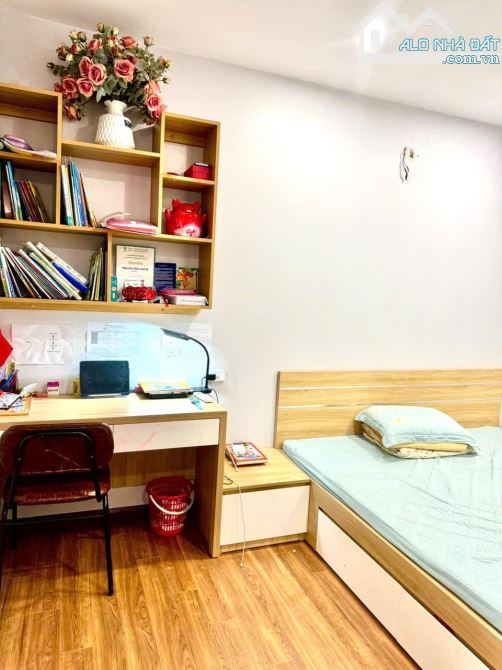 Cần Bán Chung Cư One 18 Ngọc Lâm, Long Biên 70m2, chỉ 4,45 tỷ - 1