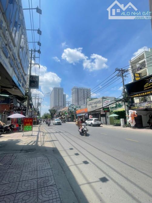 MTKD Nguyễn Xí 5.7x20 115m2. Đang cho HIGHLANDS. Cho thuê 55tr. 24 tỷ - 1