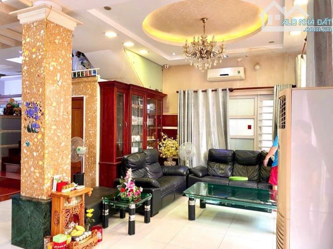 Bán nhà 3 tầng, 8m x 15m, hẻm 10m, khu quân đội, gần Emart Phan Văn Trị, phường 7, Gò Vấp - 2