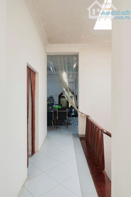 BIỆT THỰ MỸ ĐÌNH, OTO VÀO NHÀ - 185M2 GIÁ CHỈ 40 TỶ - RẺ NHẤT KHU VỰC - 3