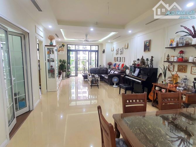 **BÁN CĂN HỘ TOÀ R2B - CHUNG CƯ ROYAL CITY 72 NGUYỄN TRÃI** - 2
