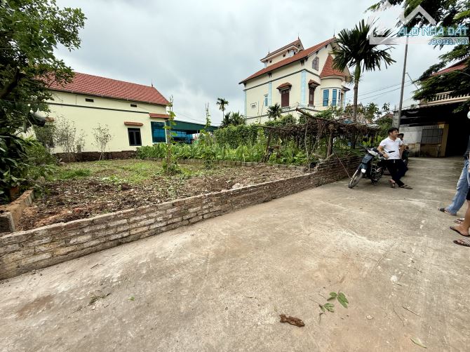 Tôi cần bán 100m2 đất ở Trung tâm hành chính Mễ Sở, Văn Giang sát đường Di Sản, Vành đai 4 - 4