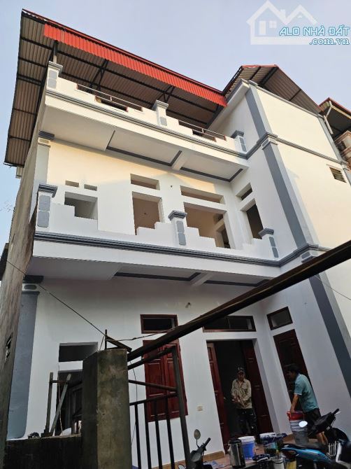 NHÀ 3 TẦNG THUỴ LÂM, 106M2 THIẾT KẾ ĐẸP ĐẦY ĐỦ CÔNG NĂNG - 2