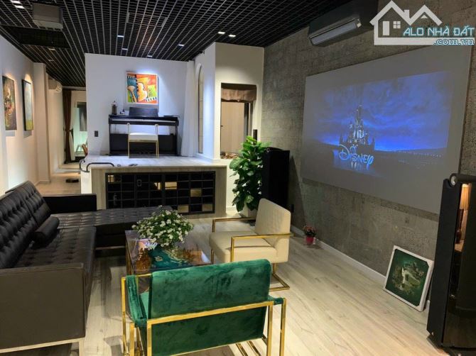 Bán Nhà Đường Trần Quốc Thảo - Kỳ Đồng. Quận 3 ( 8,2x31m) Hầm 7 Tầng. có HĐ Thuê 200 tháng - 2